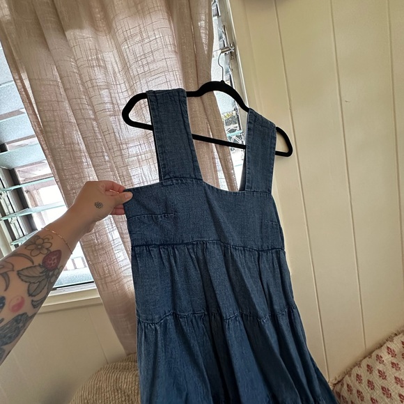 Denim Sleeveless Tiered Dress - Picture 2 of 3